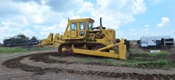 Bulldozer-Cat-D8k-7237-4