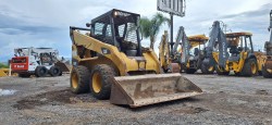 Minicargador-Caterpillar-252B3-1851-2