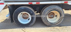 PipaParaAgua-Freightliner-Fl80-1701-7