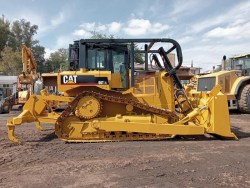 bulldozer-cat-d6t-1078-1