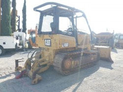 bulldozer-caterpillar-0206-d4kxl-6