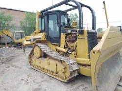 bulldozer-caterpillar-2123-d5h-21