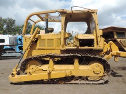 bulldozer-caterpillar-D6D-serie5247-3