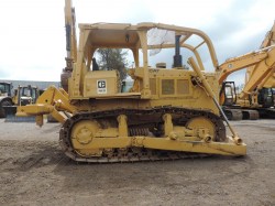 bulldozer-caterpillar-D6D-serie5247-9