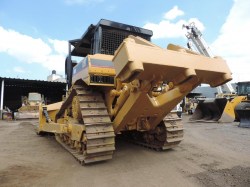 bulldozer-caterpillar-D8R-serie0606-12