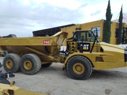 camionfueradecarretera-yucle-caterpillar-0565-740b-5