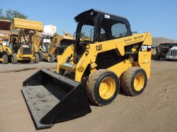 minicargador-caterpillar-226D-serie0948-4