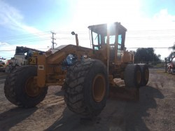 motoniveladora-caterpillar-140g-6057-2.jfif