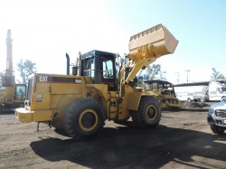 payloader-cal-966d-serie-1083-12