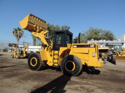 payloader-cal-966d-serie-1083-5