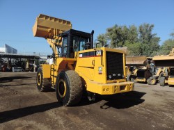 payloader-cal-966d-serie-1083-7