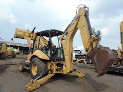 retroexcavadora-caterpillar-420F-serie3213-4